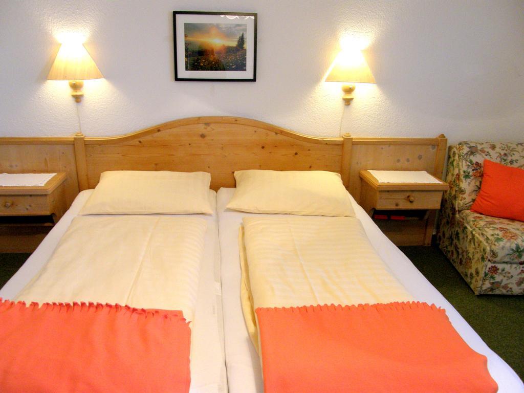 Hotel Garni Gaestehaus Karin سانكت ستيفان الغرفة الصورة