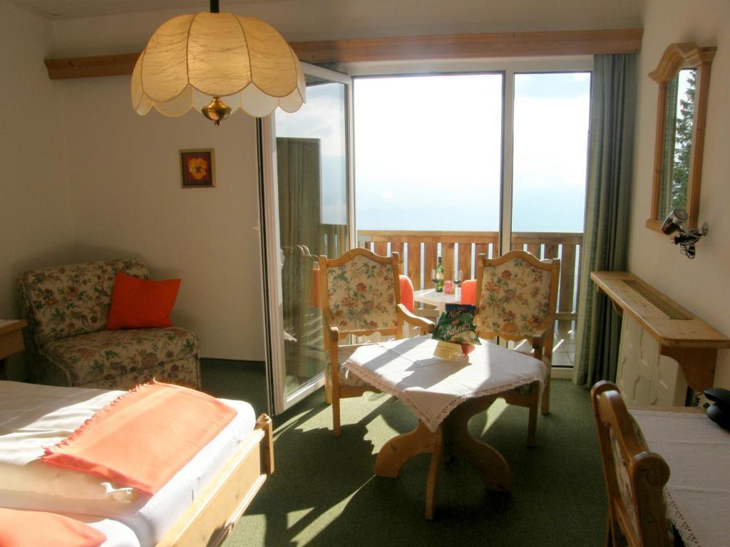 Hotel Garni Gaestehaus Karin سانكت ستيفان الغرفة الصورة