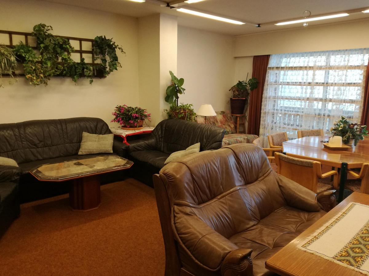 Hotel Garni Gaestehaus Karin سانكت ستيفان المظهر الخارجي الصورة